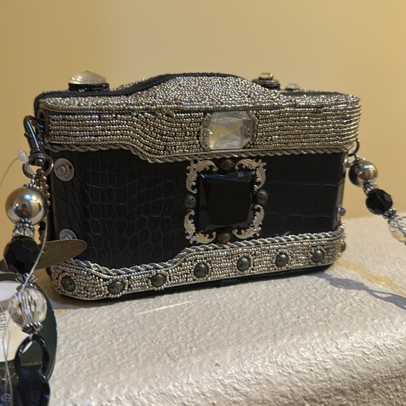 Mary Frances “Snapshot” purse with semi-precious stones. NWT, never used. - Picture 3 of 6